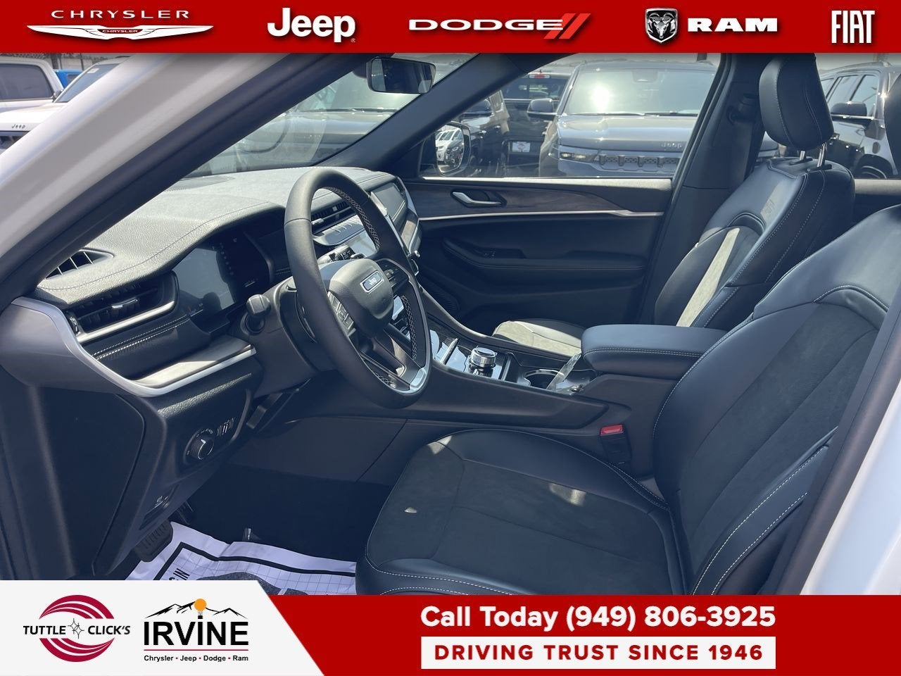 2026 Jeep Grand Cherokee Laredo Altitude