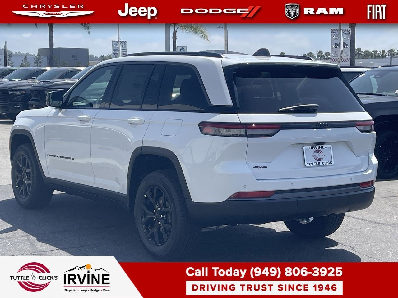 2026 Jeep Grand Cherokee Laredo Altitude