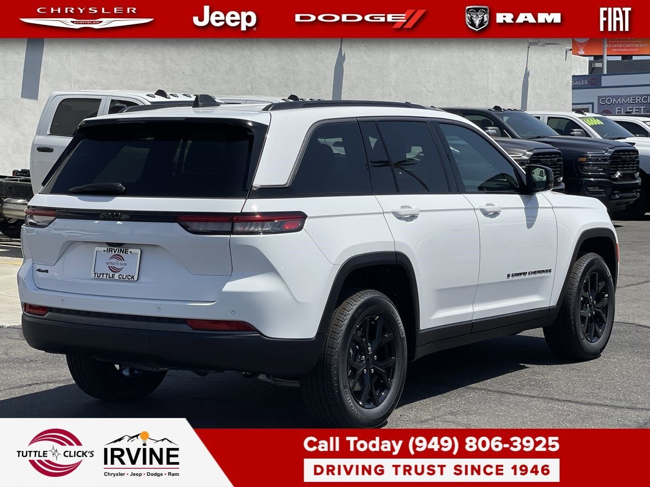 2026 Jeep Grand Cherokee Laredo Altitude