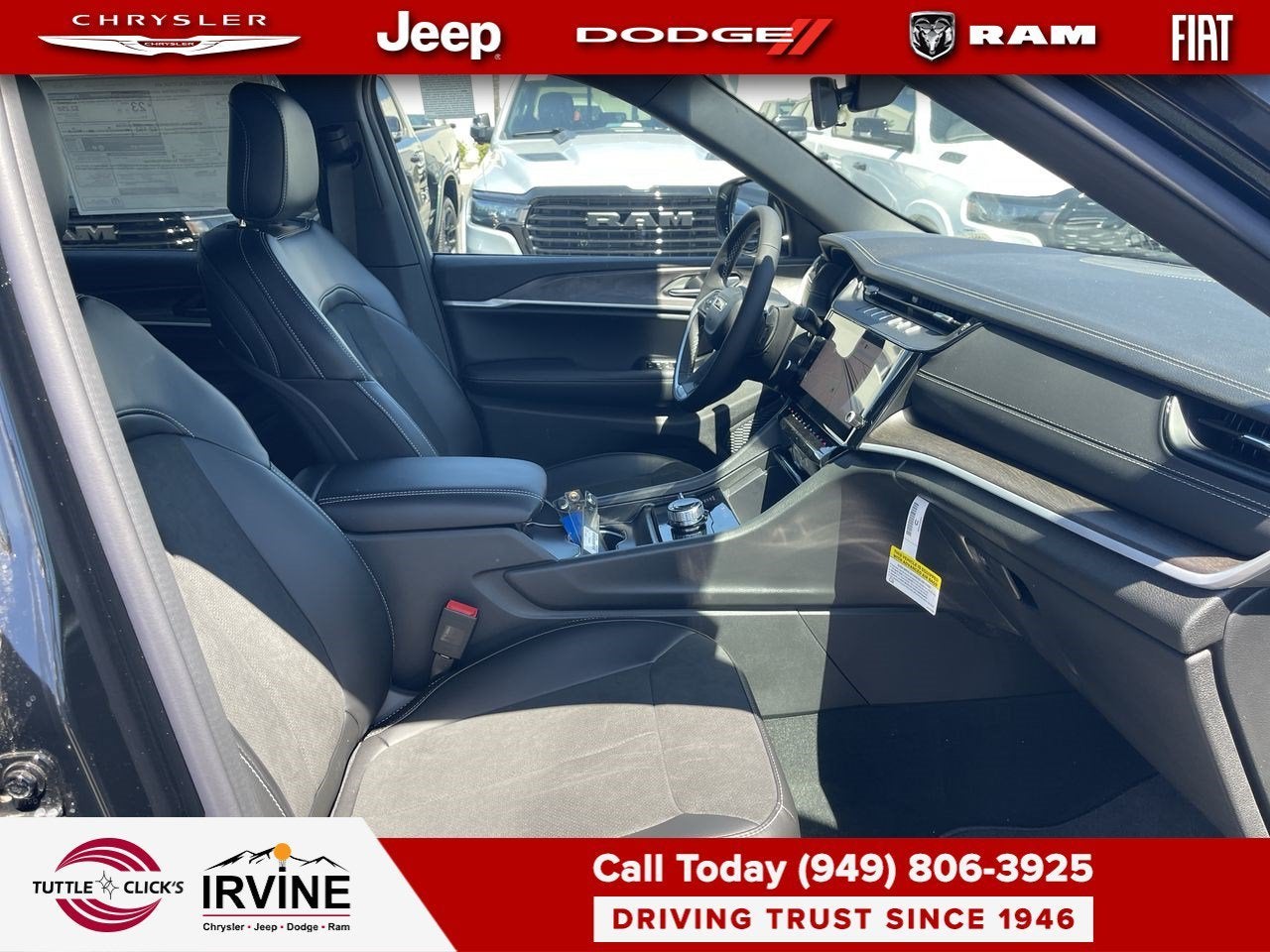 2026 Jeep Grand Cherokee Laredo Altitude