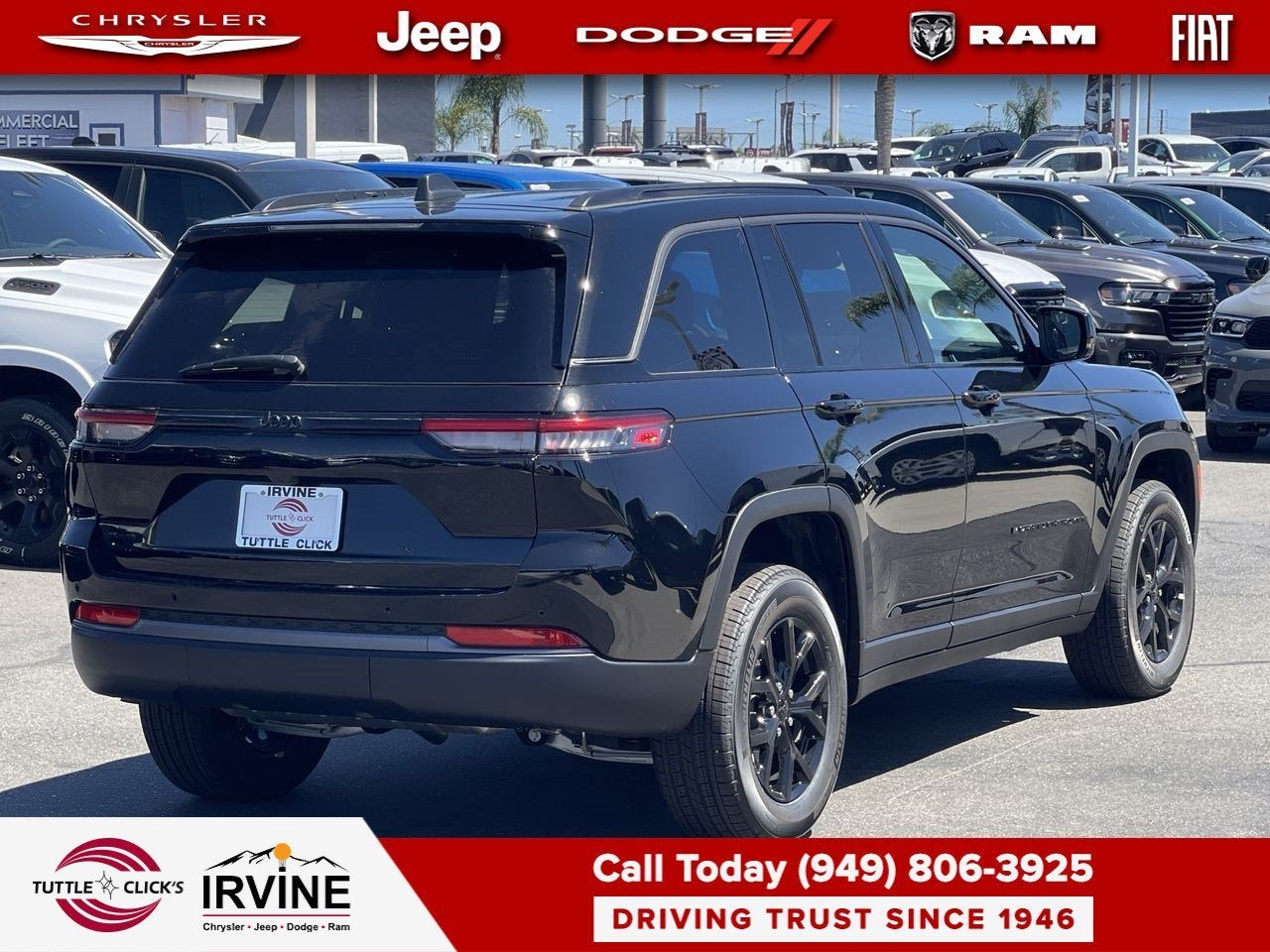 2026 Jeep Grand Cherokee Laredo Altitude