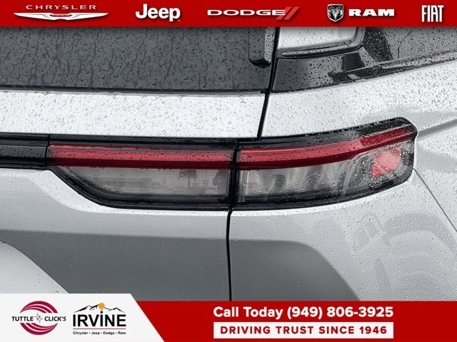 2026 Jeep Grand Cherokee Altitude