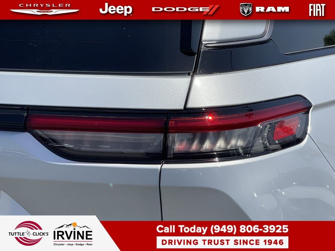 2026 Jeep Grand Cherokee Laredo Altitude