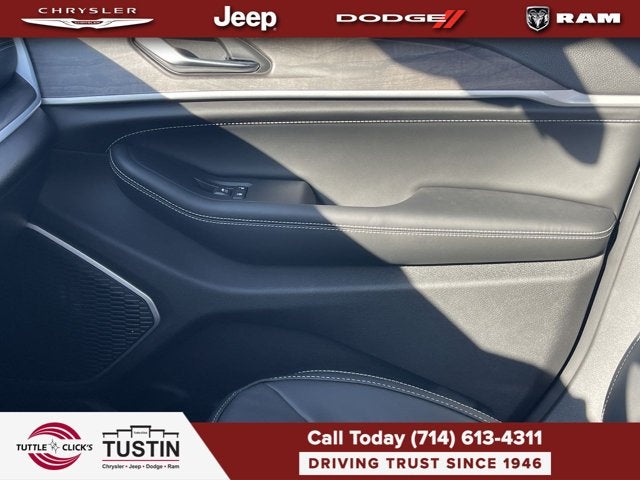 2026 Jeep Grand Cherokee Limited Reserve
