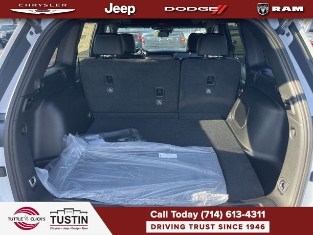 2026 Jeep Grand Cherokee Limited Reserve