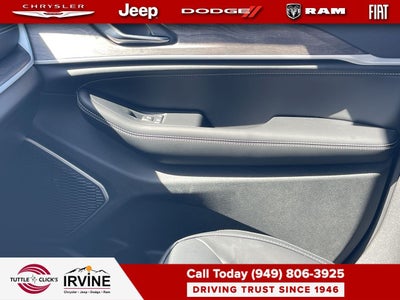 2027 Jeep Grand Cherokee Limited Reserve