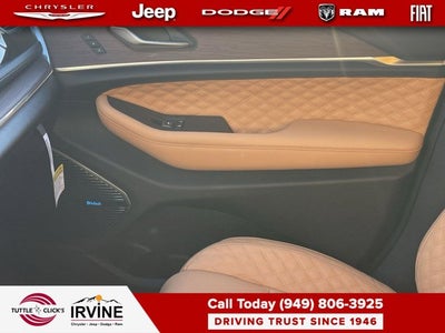 2025 Jeep Grand Cherokee Summit