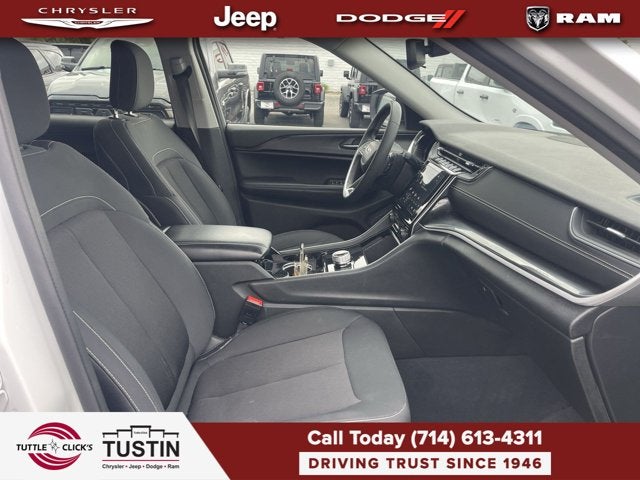 2023 Jeep Grand Cherokee L Laredo
