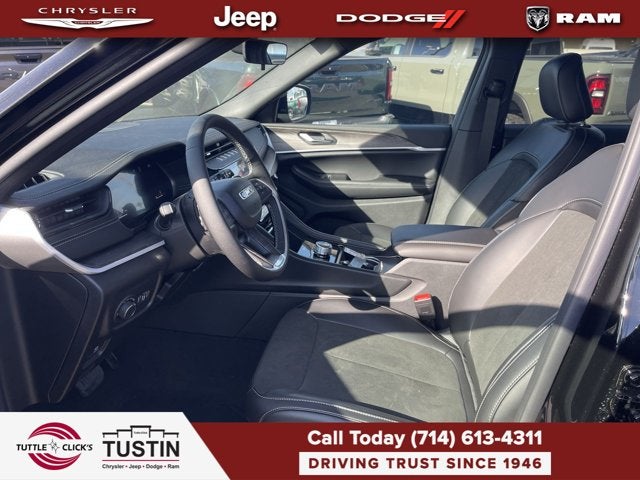 2026 Jeep Grand Cherokee L Laredo Altitude
