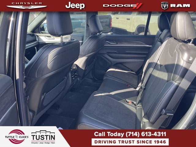 2026 Jeep Grand Cherokee L Laredo Altitude