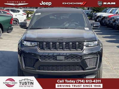 2026 Jeep Grand Cherokee L Laredo Altitude