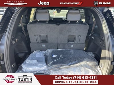 2026 Jeep Grand Cherokee L Laredo Altitude