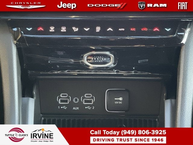 2026 Jeep Grand Cherokee L Laredo Altitude