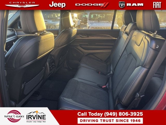 2026 Jeep Grand Cherokee L Laredo Altitude