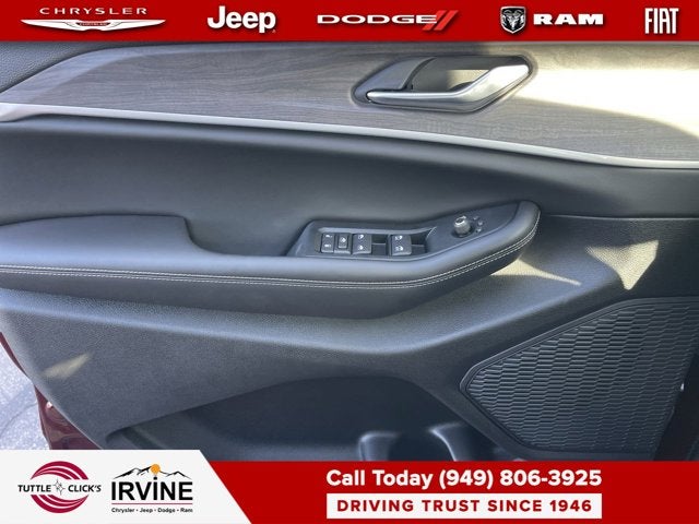 2026 Jeep Grand Cherokee L Laredo Altitude