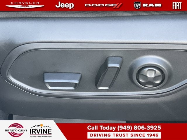 2026 Jeep Grand Cherokee L Laredo Altitude