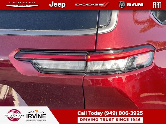 2026 Jeep Grand Cherokee L Laredo Altitude