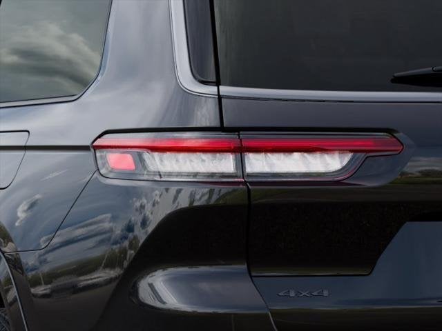 2027 Jeep Grand Cherokee L Limited Reserve
