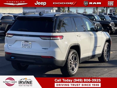 2022 Jeep Grand Cherokee 4xe Trailhawk