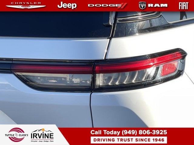 2022 Jeep Grand Cherokee 4xe Trailhawk