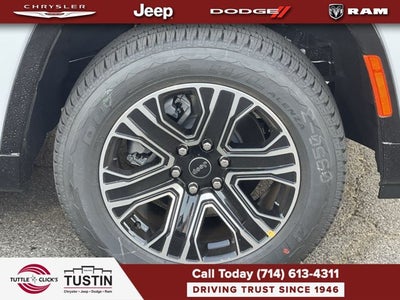 2026 Jeep Grand Wagoneer 4x2