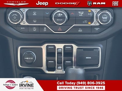 2026 Jeep Gladiator Sport