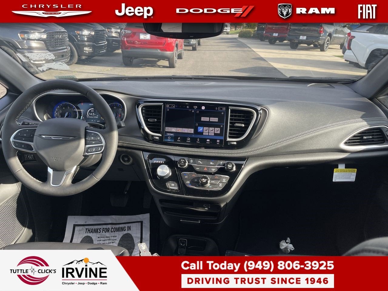 2027 Chrysler Pacifica Select