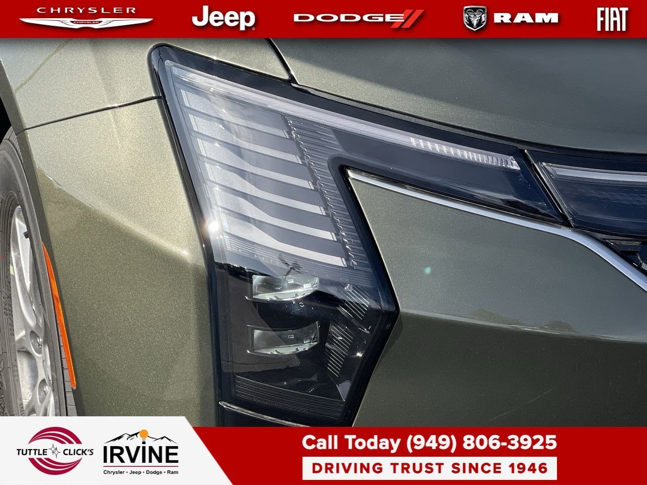 2027 Chrysler Pacifica Select