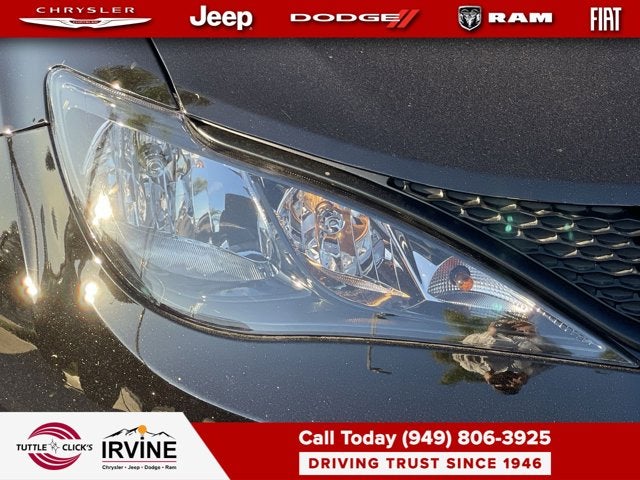 2025 Chrysler Voyager LX