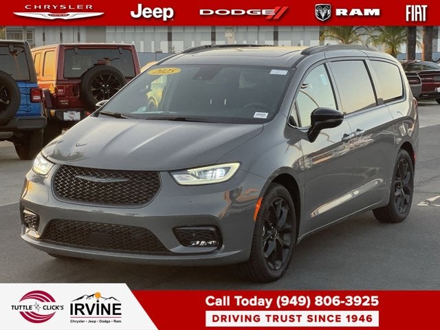 2025 Chrysler Pacifica Limited