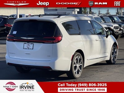 2026 Chrysler Pacifica Pinnacle