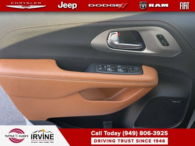 2026 Chrysler Pacifica Pinnacle