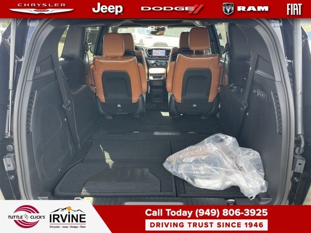 2026 Chrysler Pacifica Pinnacle