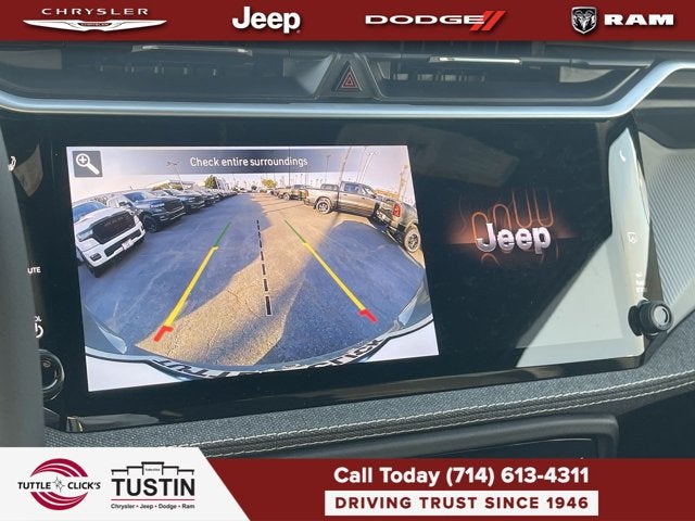 2026 Jeep Cherokee Laredo