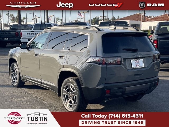 2026 Jeep Cherokee Laredo
