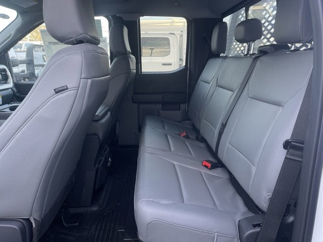 2024 Ford Super Duty F-450 DRW XL