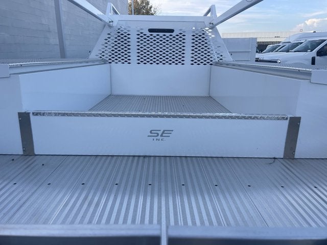 2024 Ford Super Duty F-450 DRW XL