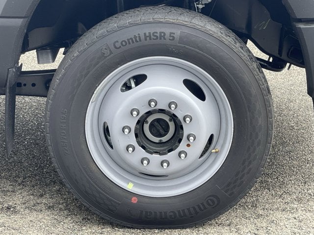 2024 Ford Super Duty F-450 DRW Diesel XL