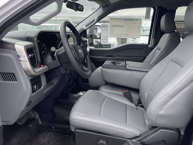 2024 Ford Super Duty F-450 DRW Diesel XL