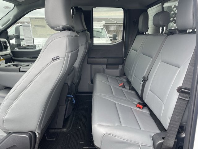 2024 Ford Super Duty F-450 DRW Diesel XL