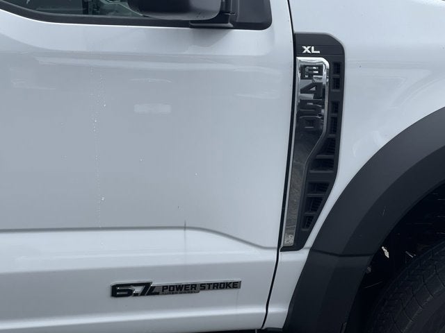 2024 Ford Super Duty F-450 DRW Diesel XL
