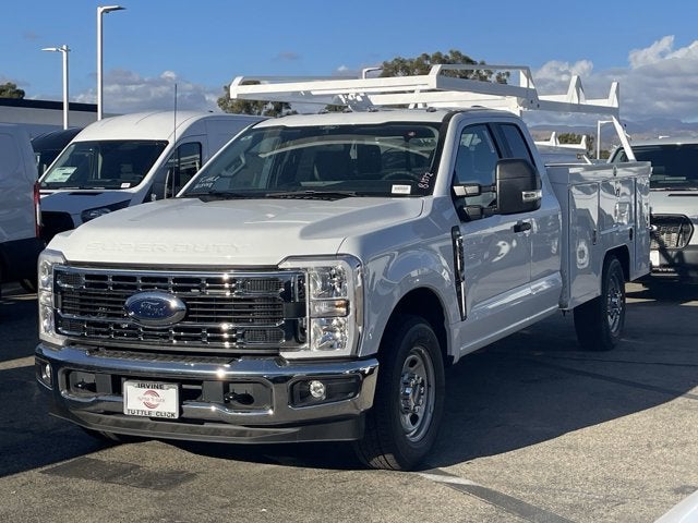 2026 Ford Super Duty F-350 SRW XL