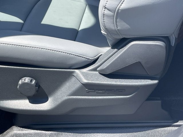 2025 Ford Super Duty F-550 DRW XL