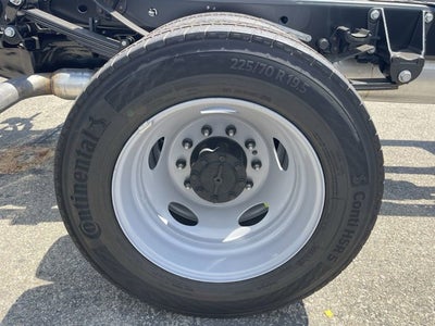 2025 Ford Super Duty F-550 DRW XL