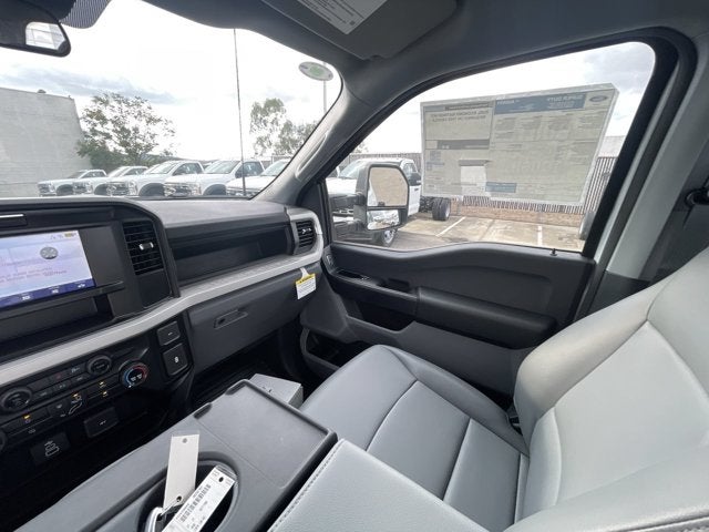 2026 Ford Super Duty F-550 DRW XL