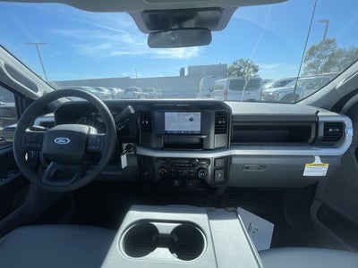 2026 Ford Super Duty F-550 DRW XL