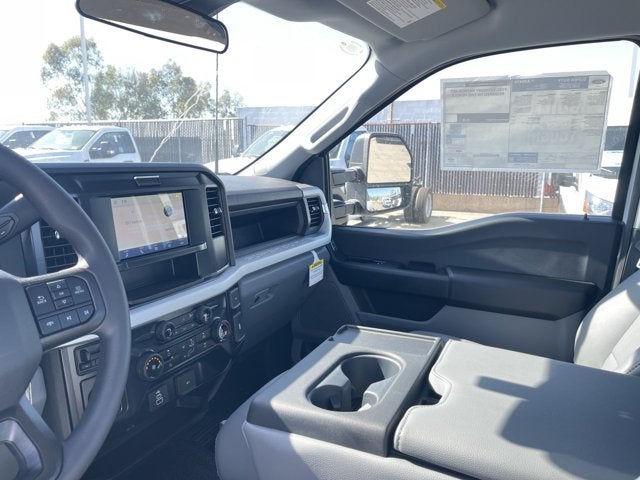 2026 Ford Super Duty F-550 DRW XL