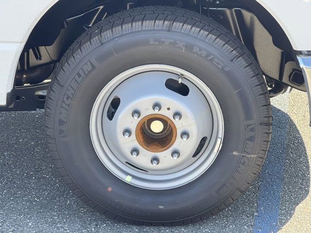 2025 Ford Super Duty F-350 DRW XL