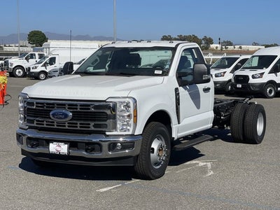 2025 Ford Super Duty F-350 DRW XL