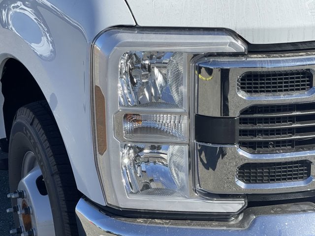 2025 Ford Super Duty F-350 DRW XL